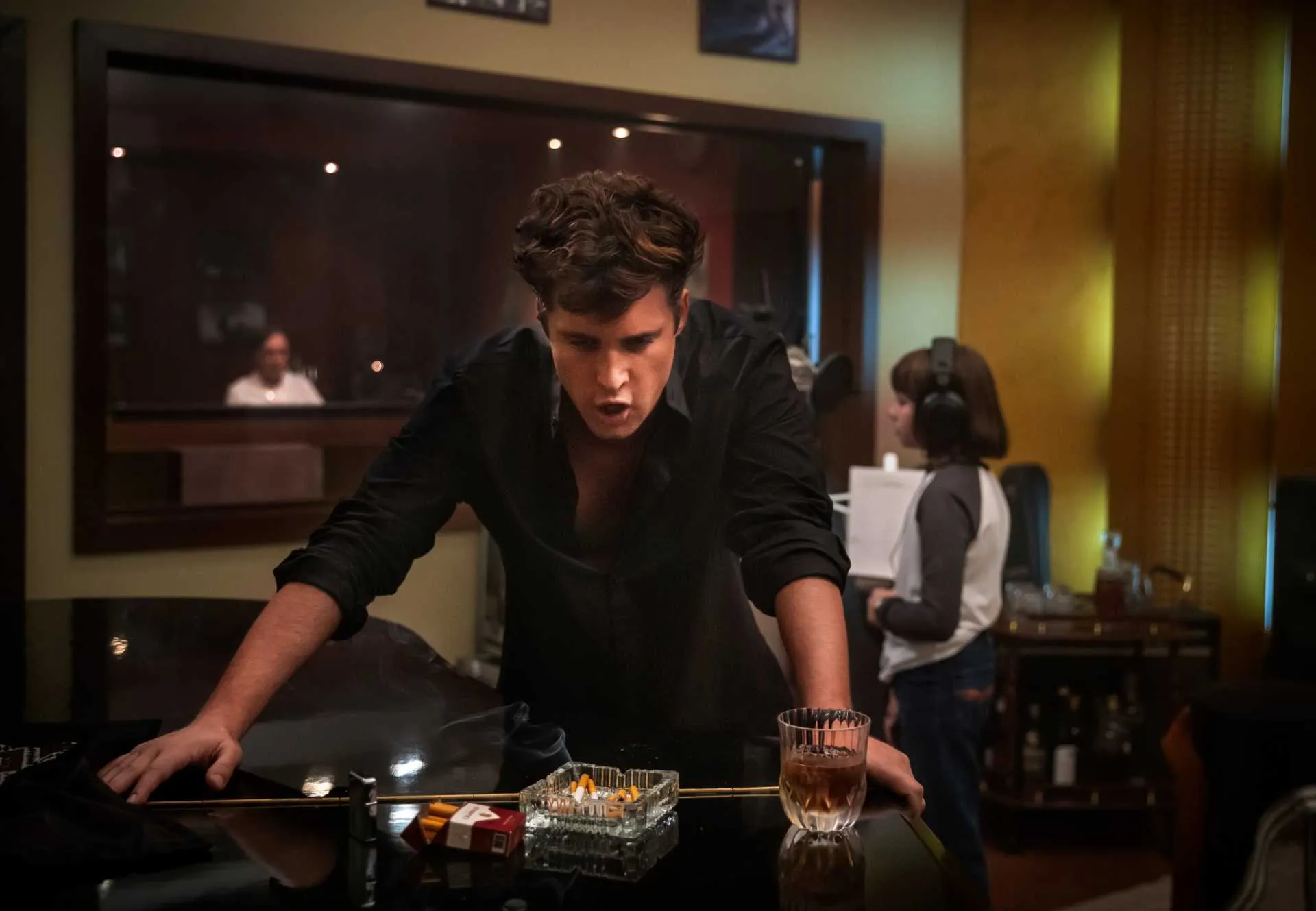 TWITTER: @serieluismiguel Diego Boneta interpretando a Luis Miguel en la segunda temporada