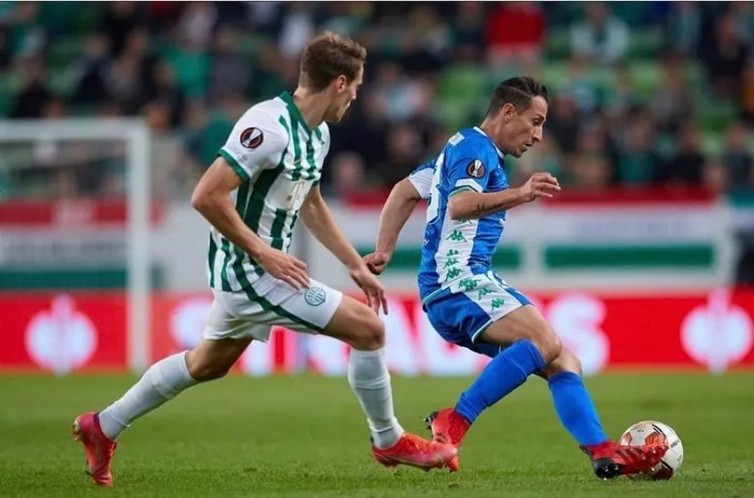 TWITTER: @AGuardado18 Guardado en el partido con Betis