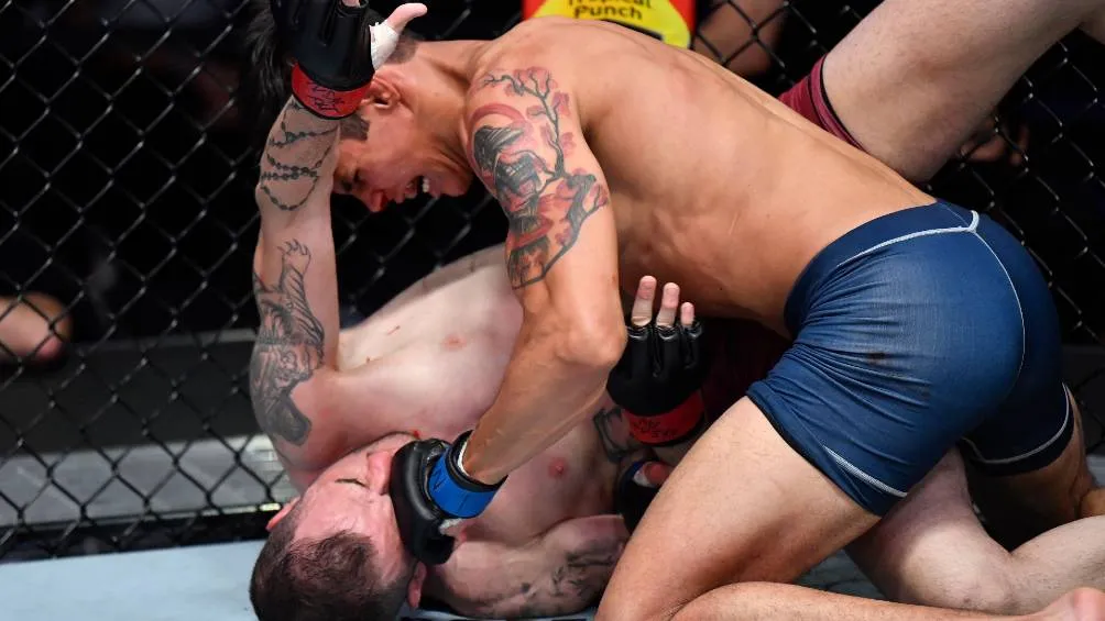 UFC Daniel Zellhuber durante la pelea