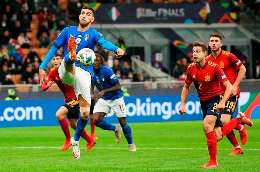 EFE Una de las jugadas clave en el partido