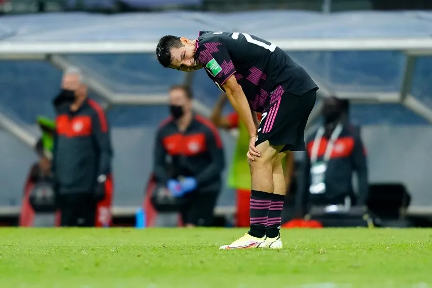 IMAGO7 Hirving Lozano en el duelo entre México y Canadá