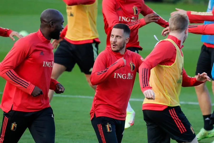 Hazard y Lukaku durante un entrenamiento con Bélgica
