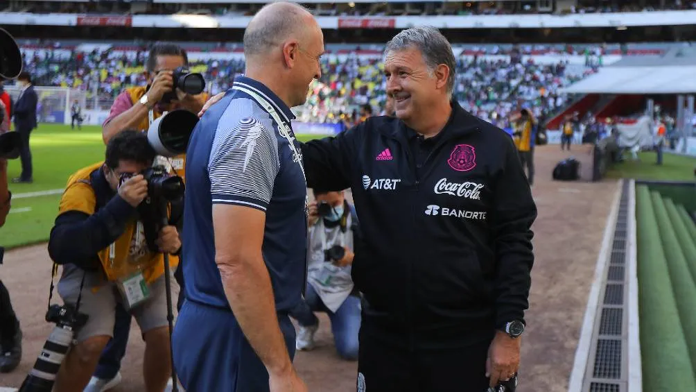 Coito junto con Martino antes del partido