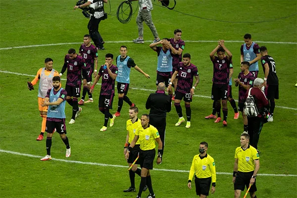 Jugadores del Tri al final del partido