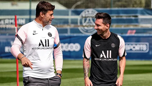 PSG Pochettino junto a Messi
