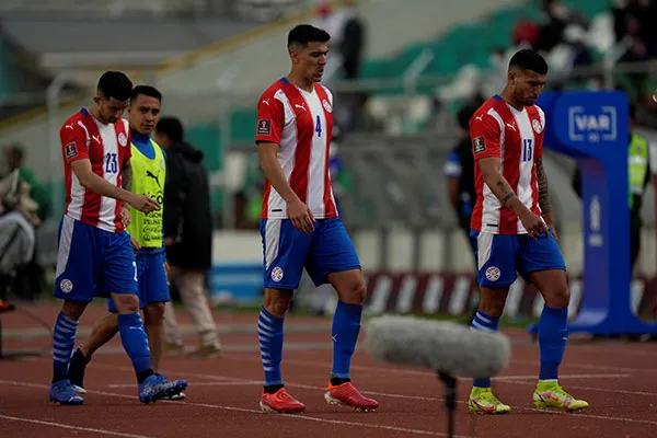 EFE Jugadores de Paraguay tras la derrota