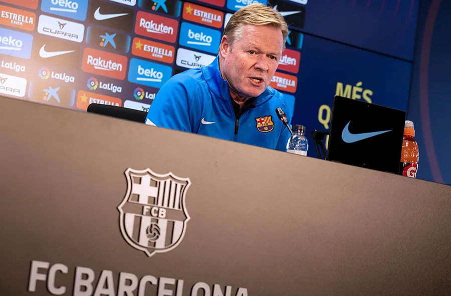 Koeman en conferencia
