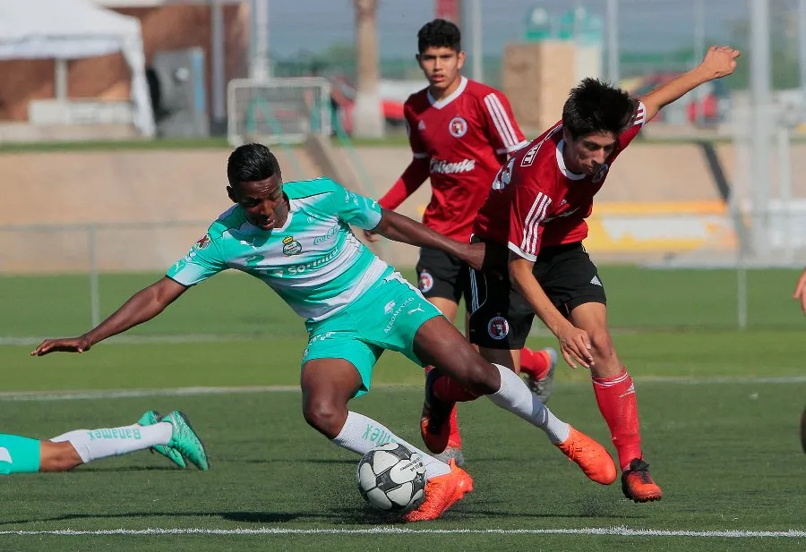 IMAGO7 Joao Maleck durante un partido con Santos Sub 20