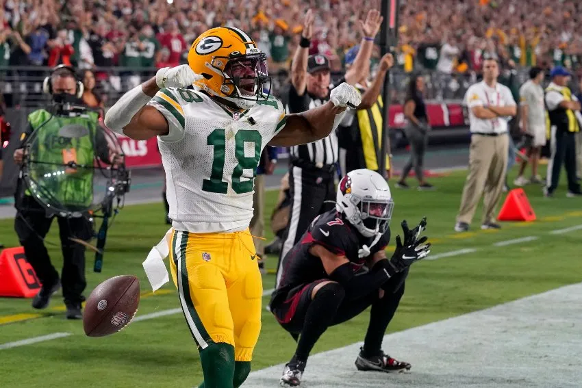 AP Randall Cobb tras conseguir un touchdown