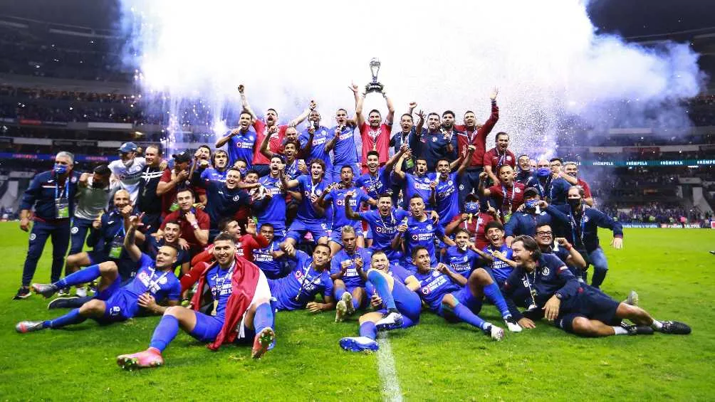 IMAGO7 Los jugadores de Cruz Azul al ser campeones