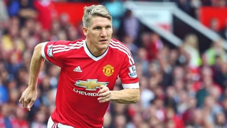 Bastian Schweinsteiger jugando con el Manchester United