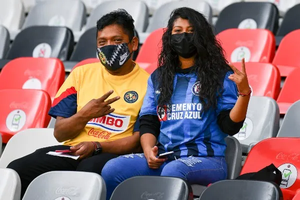 IMAGO7 Afición en el Cruz Azul vs América