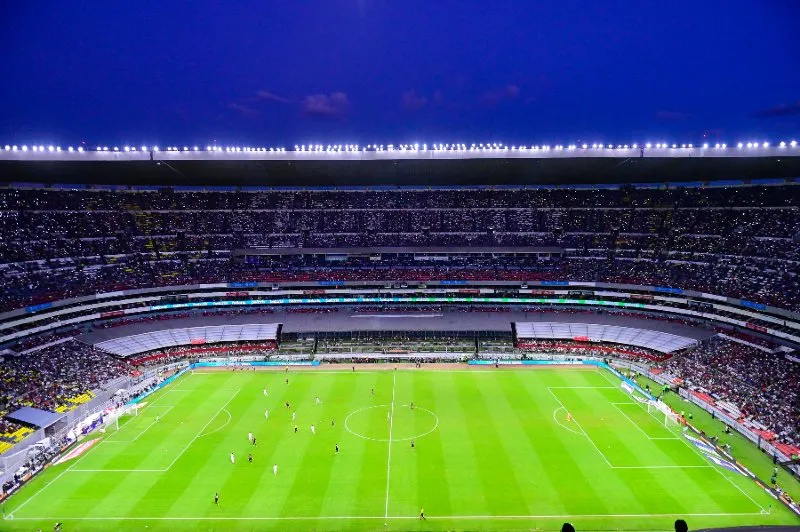 Estadio Azteca durante un partido del Tri