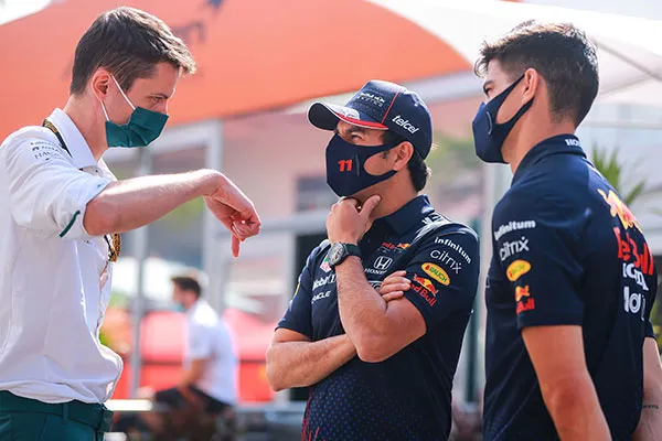 Checo Pérez en las prácticas del GP de México