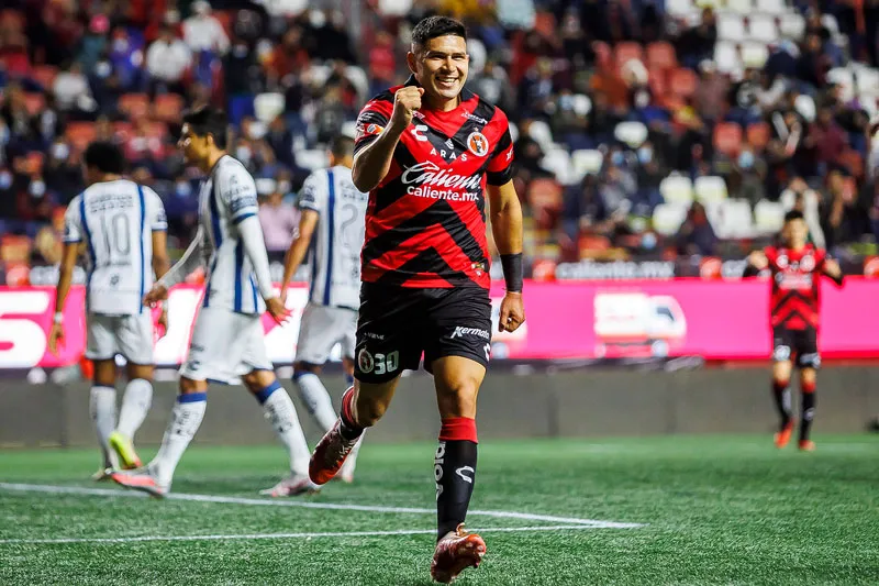 David Barbona celebrando un gol