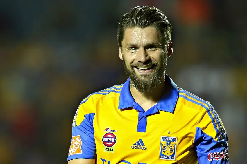 IMAGO7 Rafael Sobis en un partido de Tigres