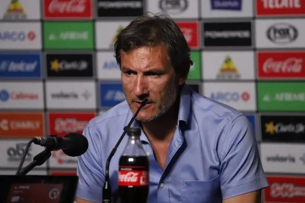 Gabriel Caballero durante conferencia de prensa