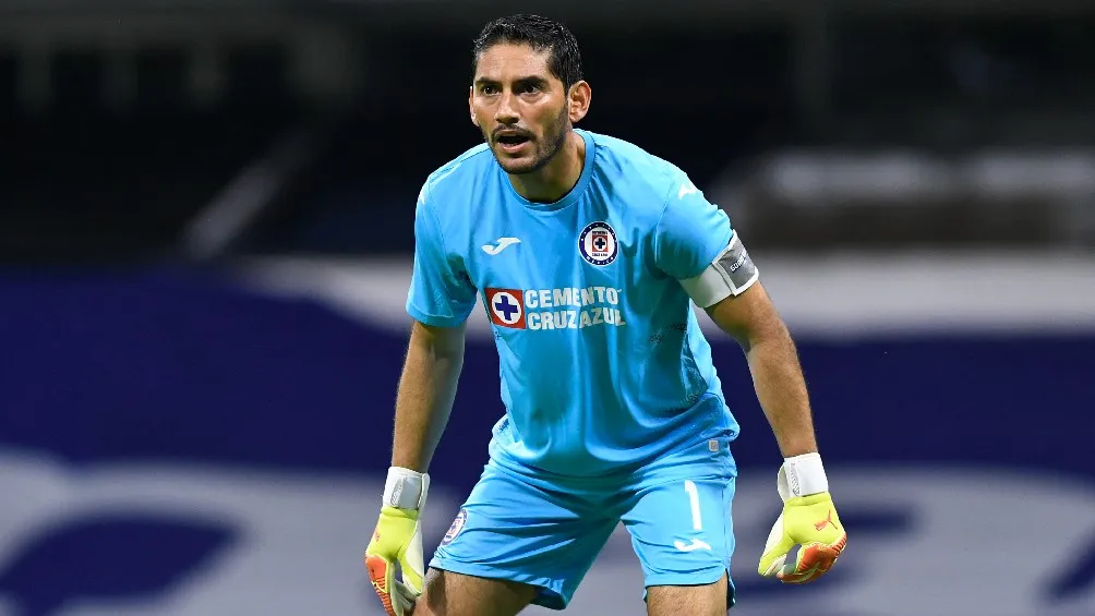 IMAGO7 Jesús Corona jugando partido con Cruz Azul en Liga MX