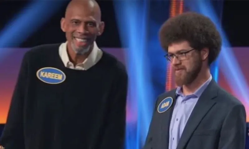 Kareem y Adam Abdul-Jabbar en programa de concursos