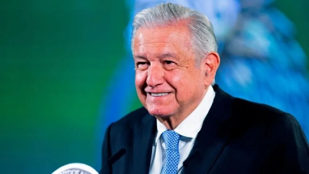 Andrés Manuel López Obrador en conferencia