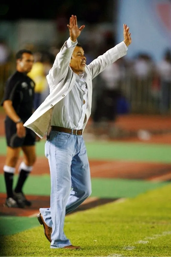 El Profe Cruz en la Final con Atlante