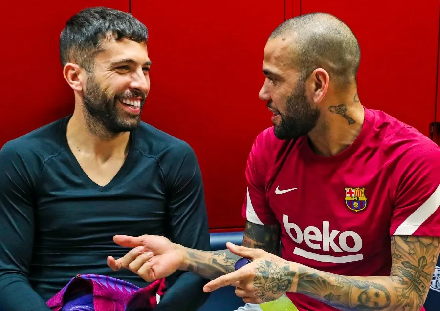 TWITTER @FCBarcelona Dani con Sergio Agüero