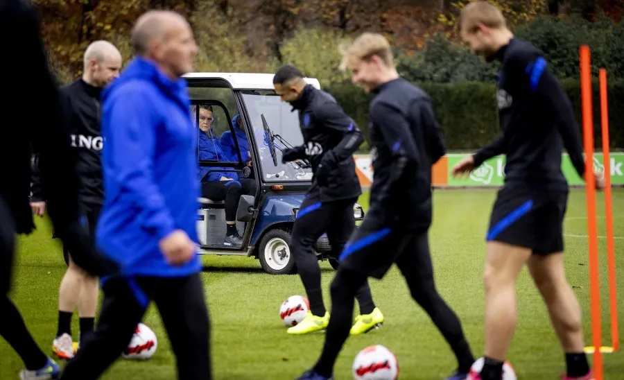 La práctica neerlandesa bajo la mirada de Van Gaal