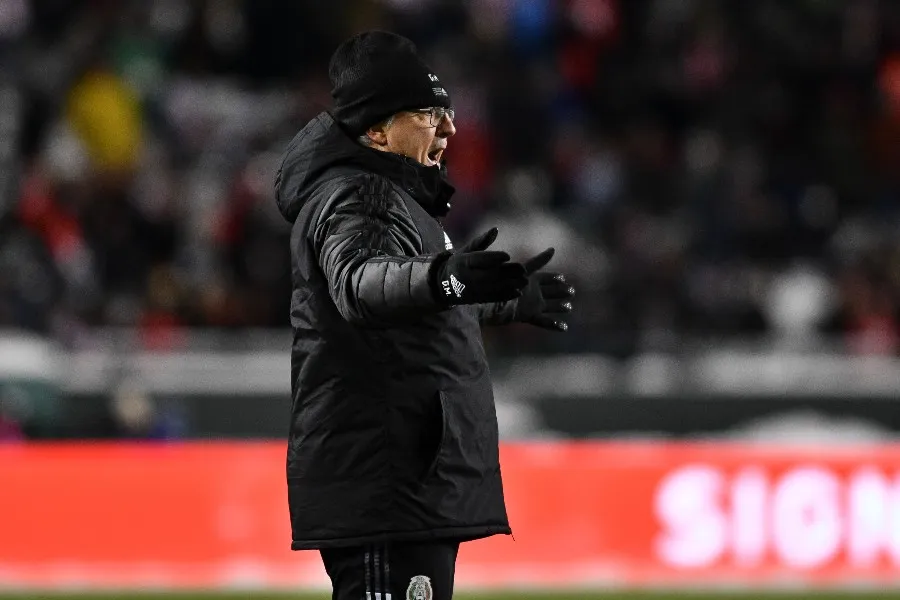 IMAGO7 Gerardo Martino durante un partido con México