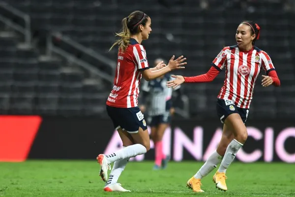 IMAGO7 Chivas festeja anotación