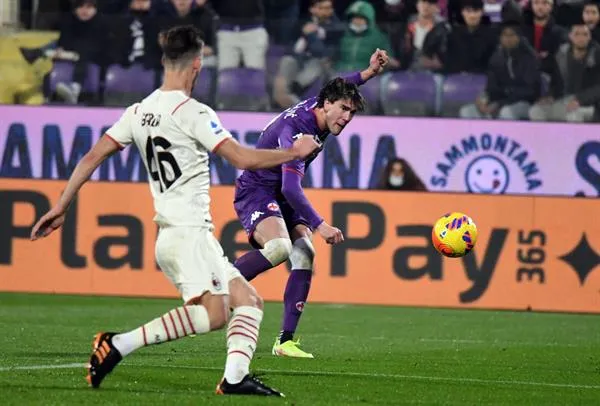 Fiorentina sorprendió a Milan