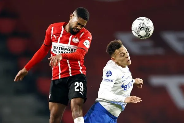 EFE PSV vs Vitesse en la Liga de Países Bajos