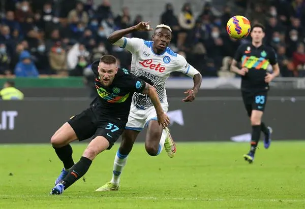 Victor Osimhen en acción con el Napoli