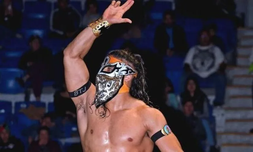 ESPECIAL Bandido en una función de lucha libre