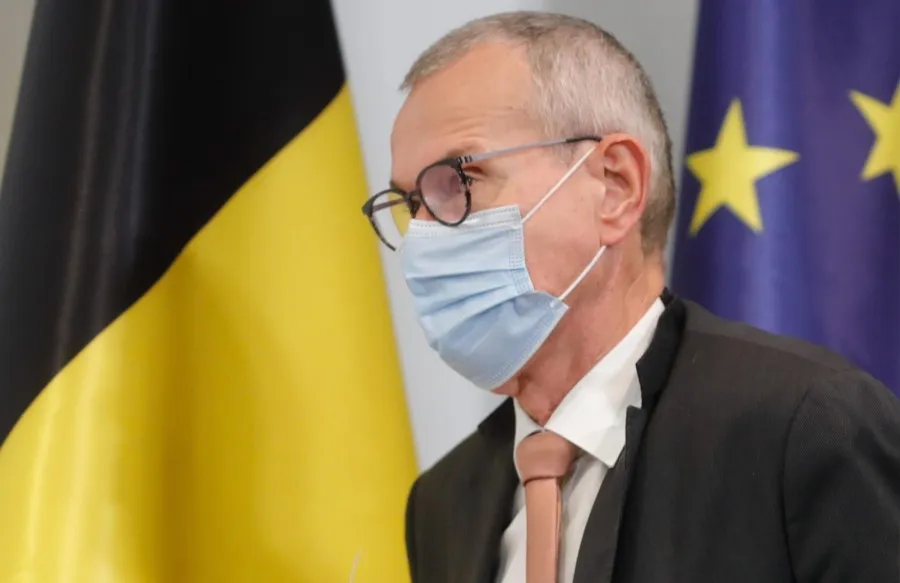 EFE El ministro belga de Sanidad Frank Vandenbroucke en conferencia