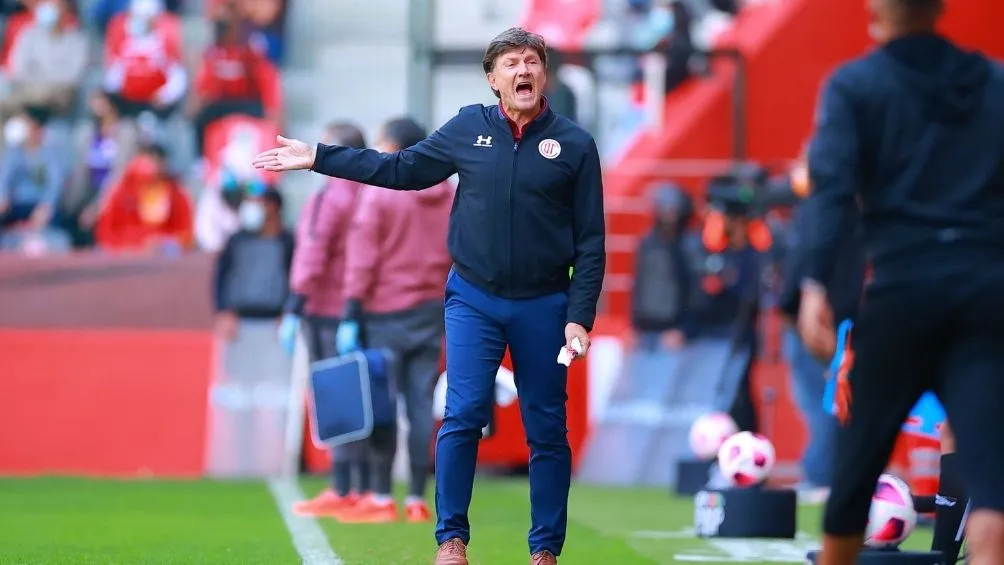 Cristante dejó de ser técnico de Toluca