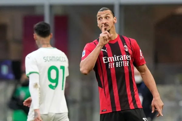 AP Zlatan Ibrahimovic durante la Serie A frente al Sassuolo