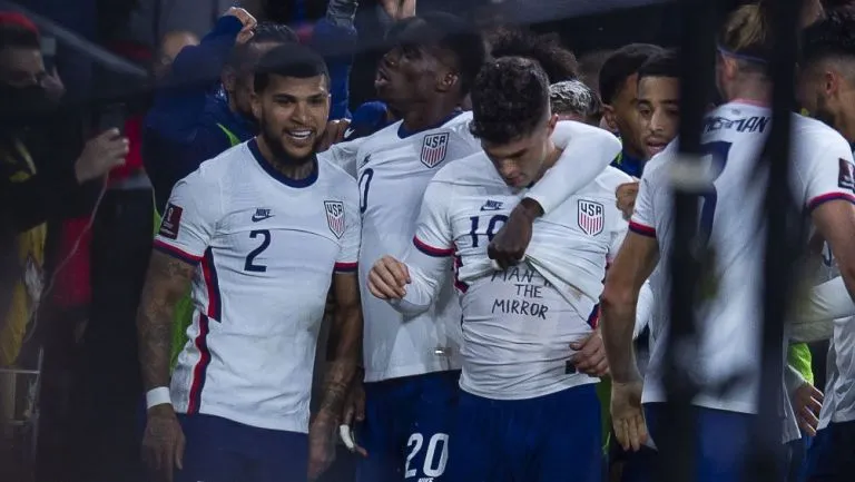 IMAGO7 La celebración del gol de Christian Pulisic con el mensaje en su playera