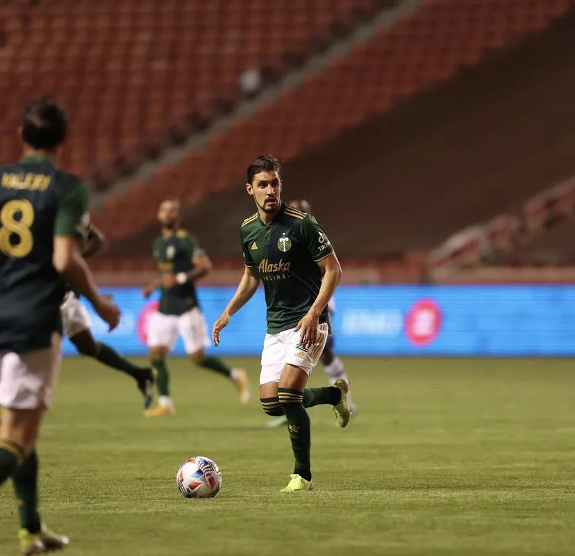 Josecarlos Van Rankin en acción con Portland