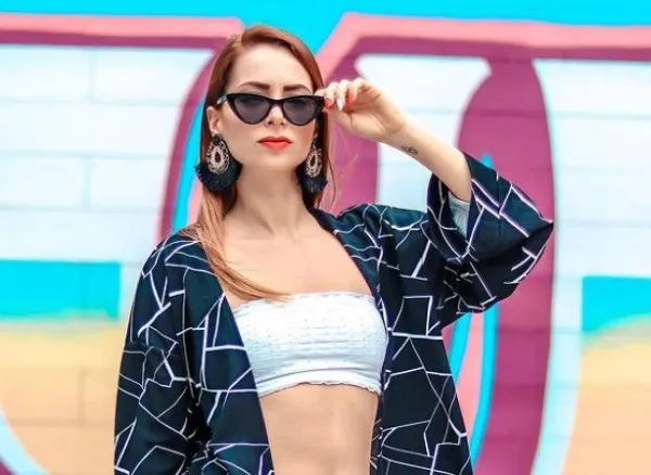 Yoseline Hoffman en sesión de fotos