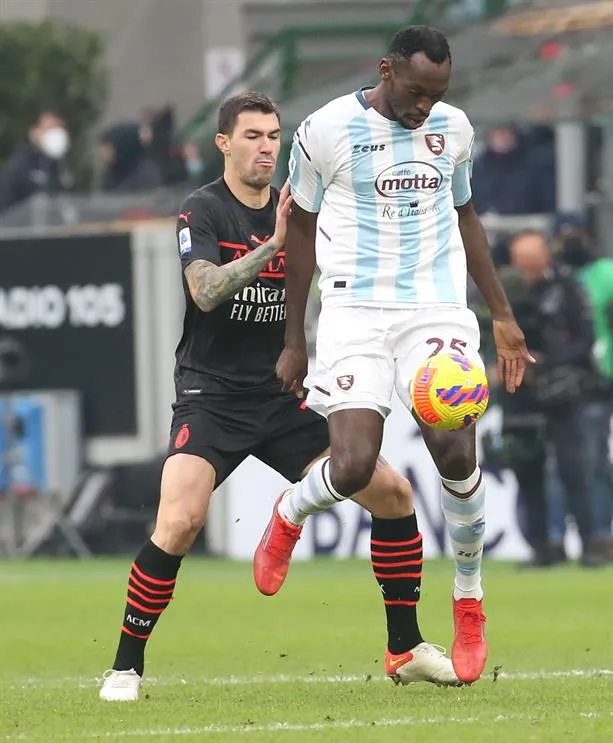 Milan derrotó al Salernitana