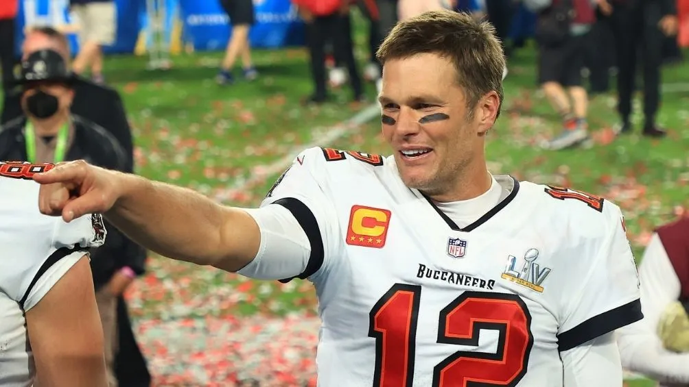 Tom Brady sorprendió a jóvenes de secundaria