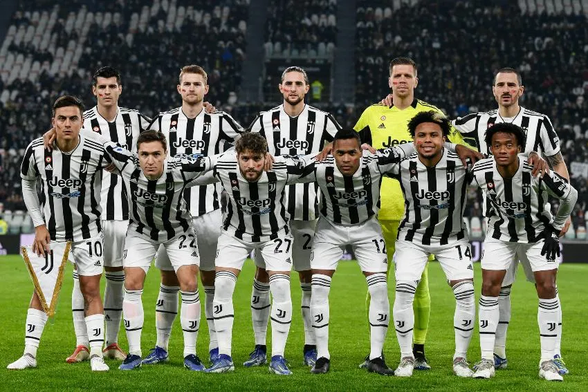 Jugadores de la Juventus previo al duelo ante Atalanta