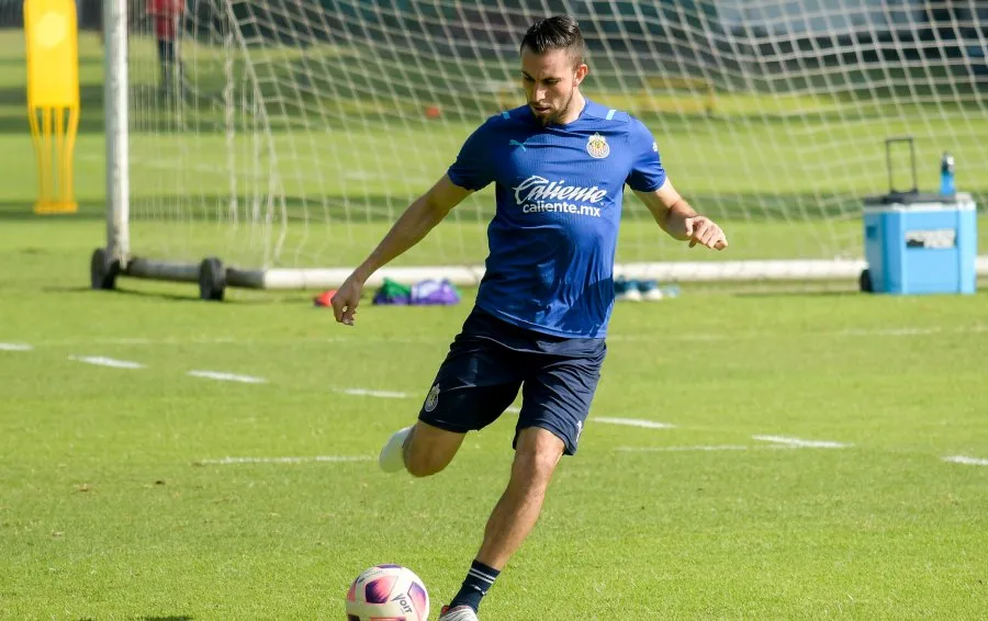 IMAGO7 Alejandro Mayorga en práctica