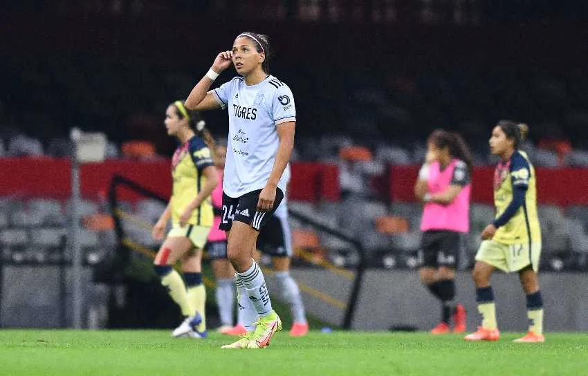 América vs Tigres en el Estadio Azteca