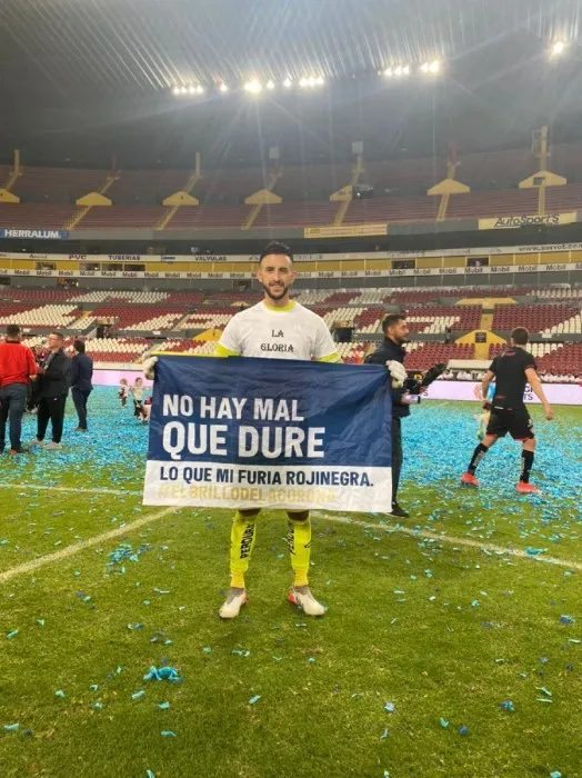 Camilo Vargas durante festejos por título con Atlas