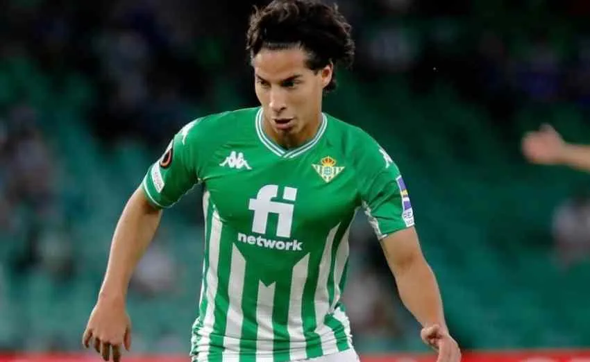 Lainez con el Betis