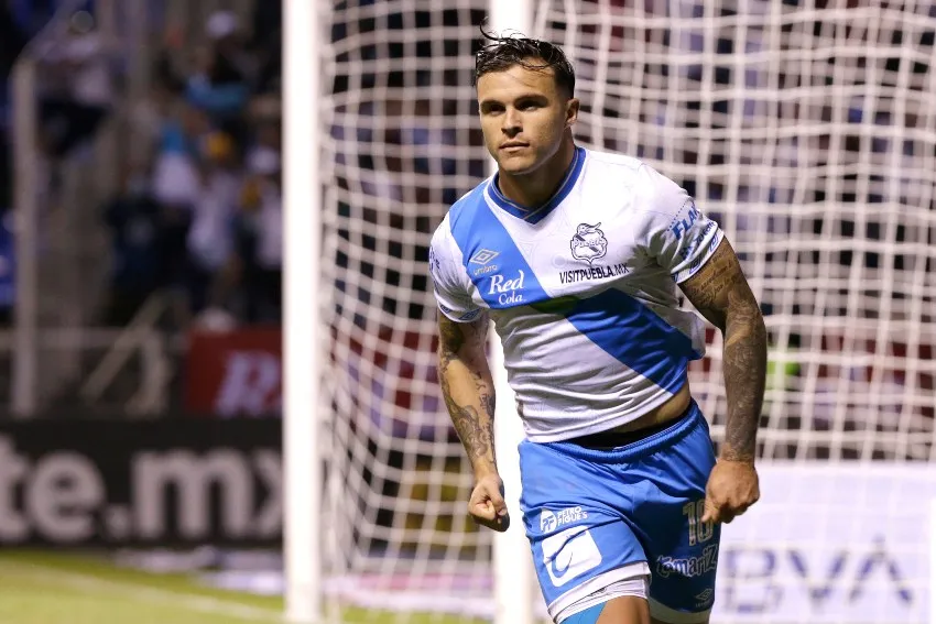 Tabó en un partido del Puebla