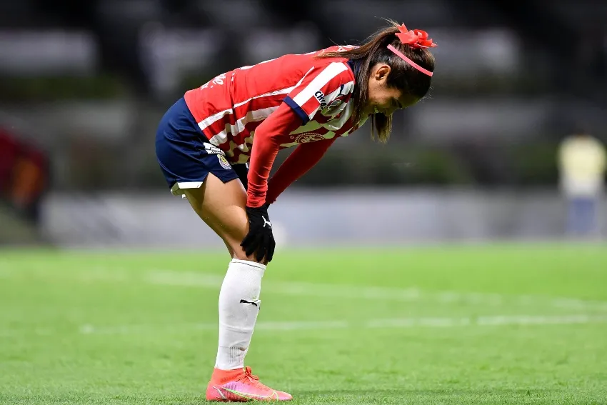 Joseline Montoya en un partido con Chivas