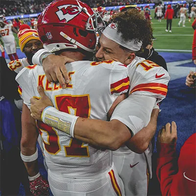 Patrick Mahomes y Travis Kelce
