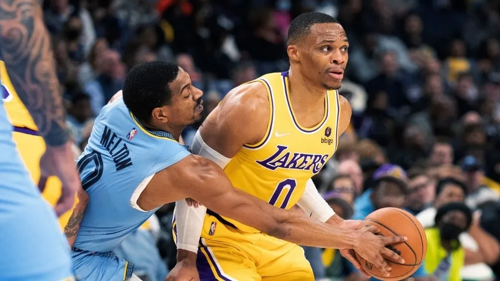 Westbrook ingresó a protocolo Covid